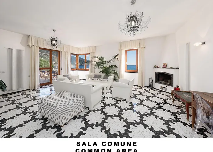 Affittacamere Lo Scoglio (Guesthouse)